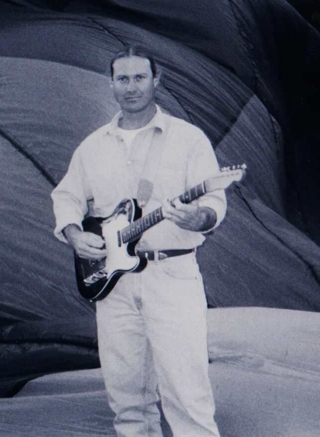 Johnny Smith performing